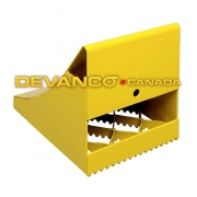 Wheel Chock IC-10 Ice Formed Steel Tooth Grip